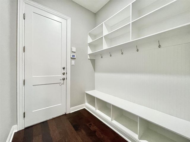3809 Mineral DR, Leander, TX 78641