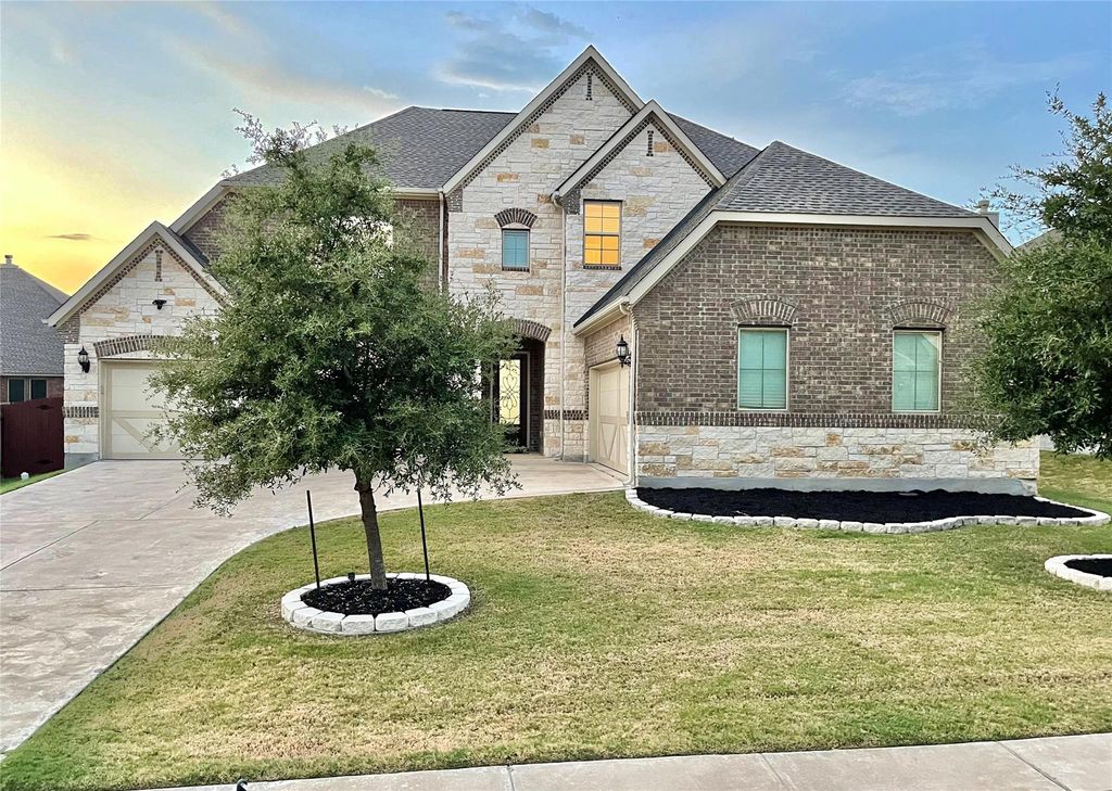 3809 Mineral DR, Leander, TX 78641