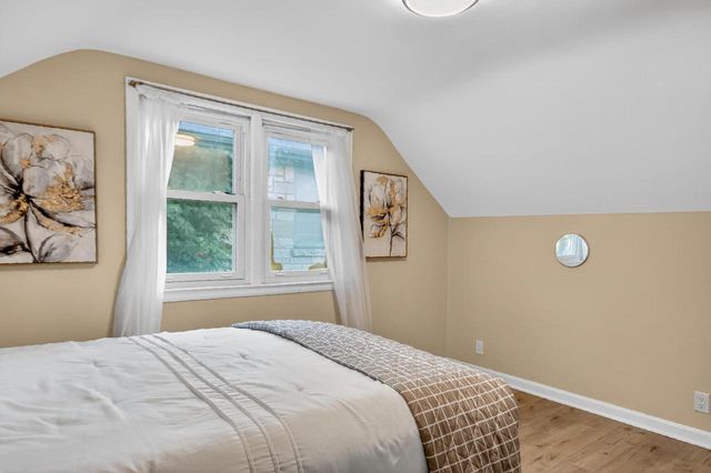 5534 W Auer AVENUE, Milwaukee, WI 53216