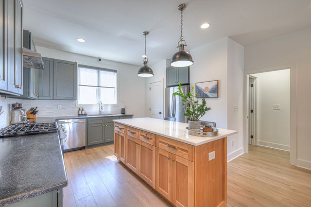 312B Duke St, Nashville, TN 37207