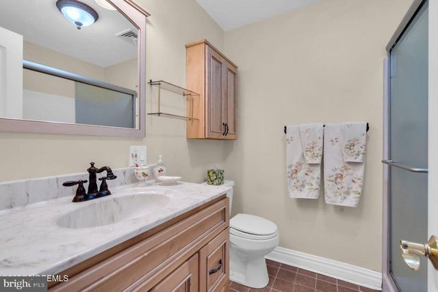 16 TIVOLI ST, Toms River, NJ 08757