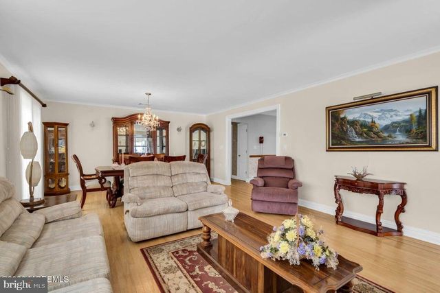 16 TIVOLI ST, Toms River, NJ 08757