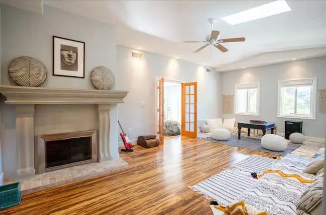 24361 Mulholland Highway, Calabasas, CA 91302