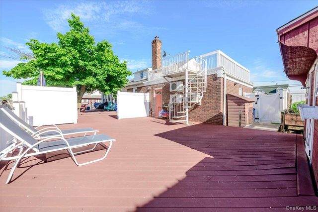 48 W 3rd Street, Freeport, NY 11520