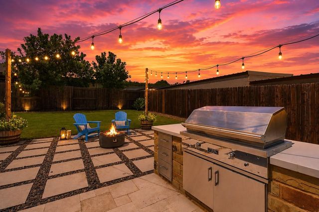 1010 Canyon Edge DR, Austin, TX 78733