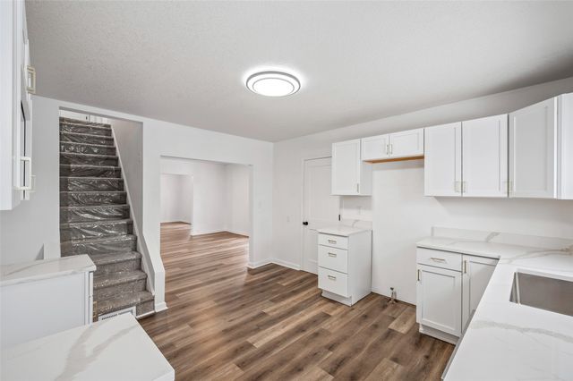 120 7th Street, West Des Moines, IA 50265