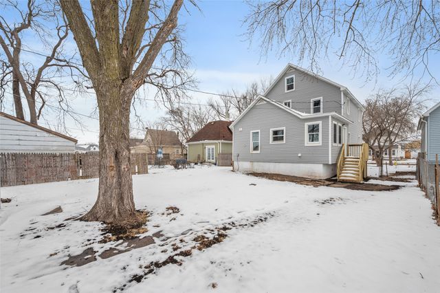 120 7th Street, West Des Moines, IA 50265