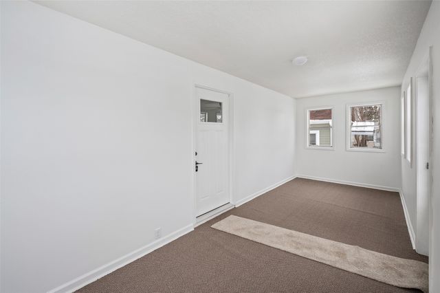 120 7th Street, West Des Moines, IA 50265