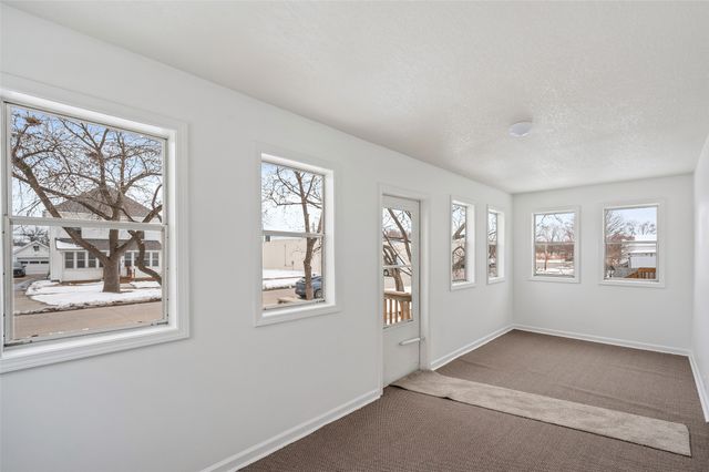 120 7th Street, West Des Moines, IA 50265