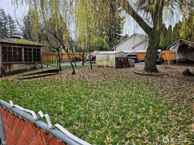 12 105 Street SE, Everett, WA 98208