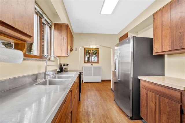 5611 Baptist Rd, Whitehall, PA 15236