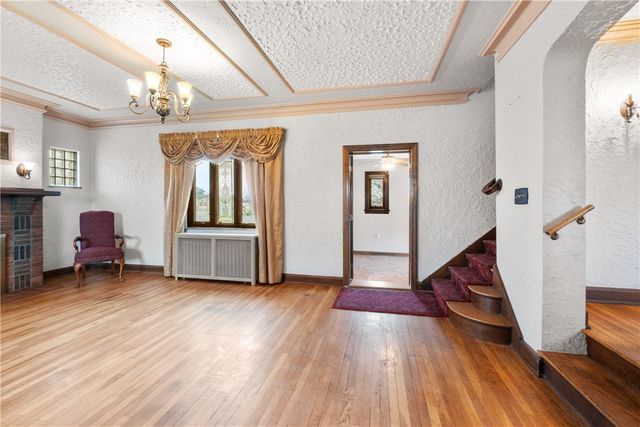 5611 Baptist Rd, Whitehall, PA 15236