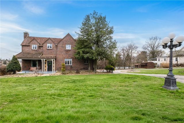 5611 Baptist Rd, Whitehall, PA 15236