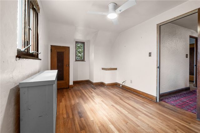 5611 Baptist Rd, Whitehall, PA 15236