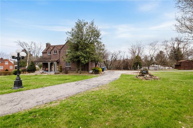 5611 Baptist Rd, Whitehall, PA 15236