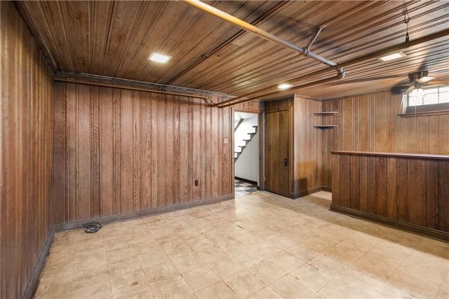 5611 Baptist Rd, Whitehall, PA 15236