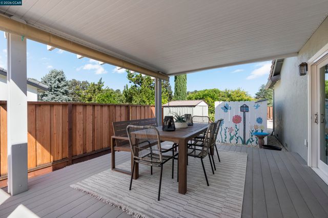 726 Bloching Circle, Clayton, CA 94517
