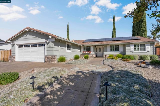 726 Bloching Circle, Clayton, CA 94517