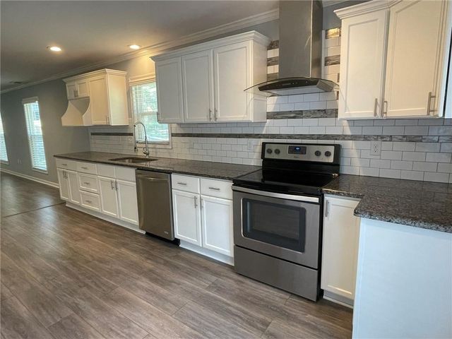 1833 Phillips Avenue, East Point, GA 30344