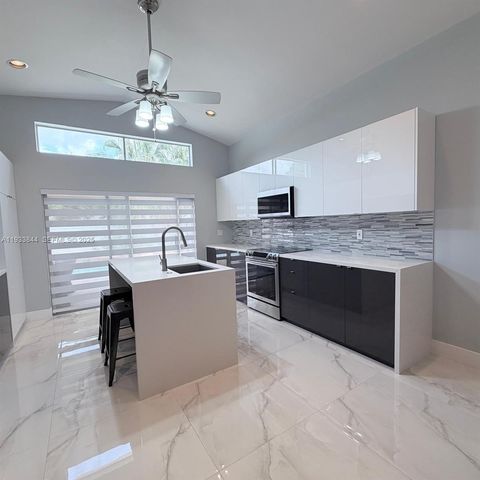 17419 SW 21st Ct, Miramar, FL 33029