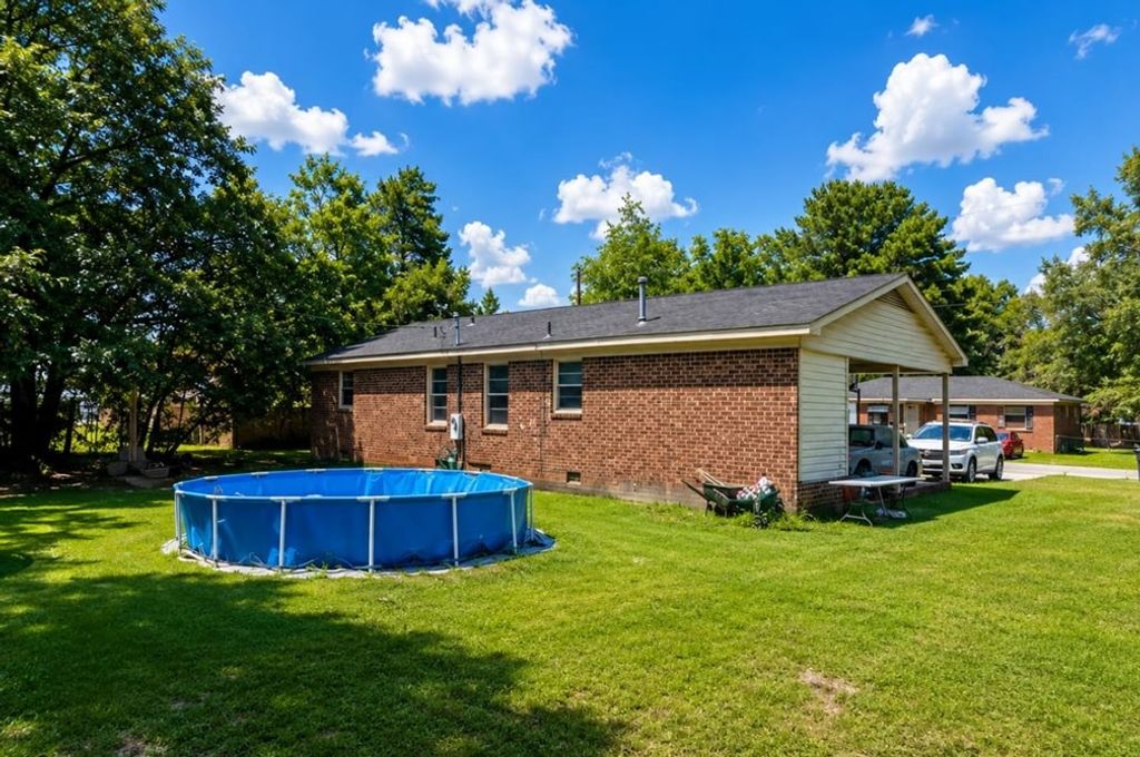 215 Huggins St, Marion, SC 29571 — photo 4
