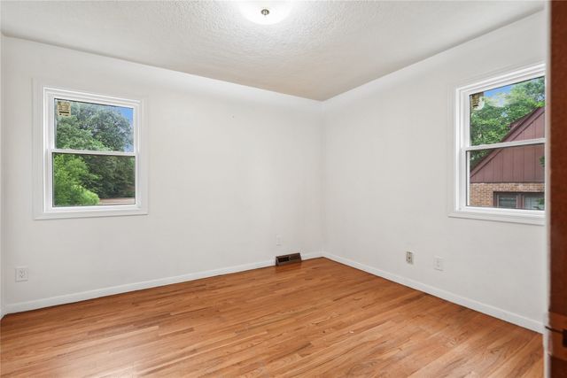3612 38th Street, Des Moines, IA 50310
