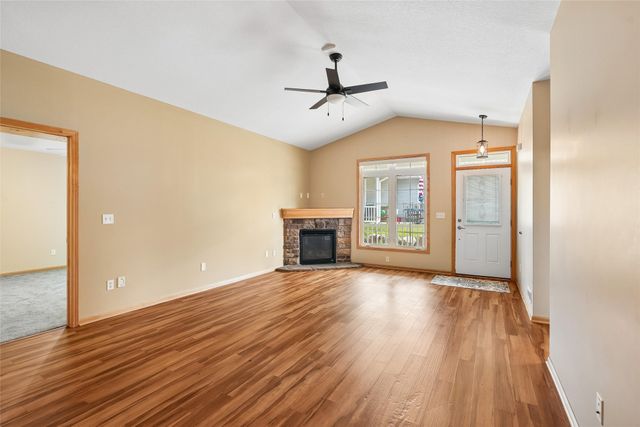 2212 SW 35th Street, Ankeny, IA 50023