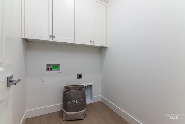 1907 W Blue Lightning St, Middleton, ID 83644