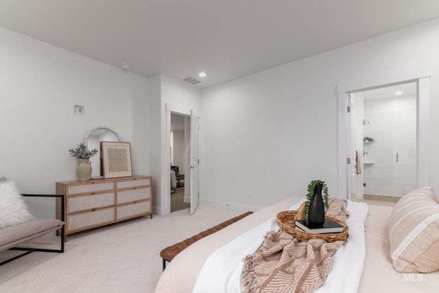 1907 W Blue Lightning St, Middleton, ID 83644