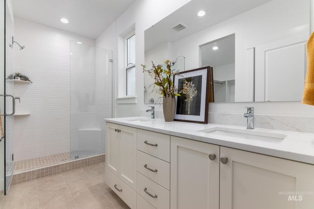 1907 W Blue Lightning St, Middleton, ID 83644