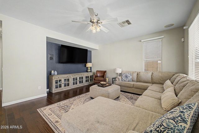 3094 E COTTON Lane, Gilbert, AZ 85234