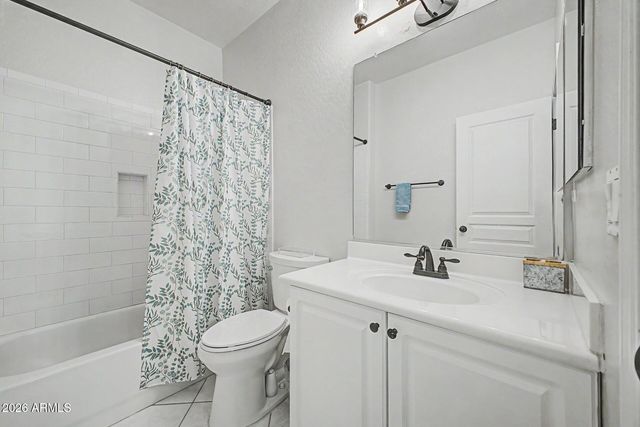 3094 E COTTON Lane, Gilbert, AZ 85234