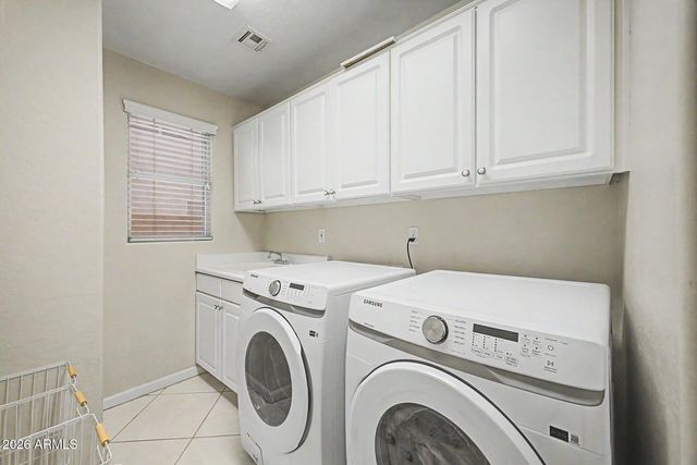 3094 E COTTON Lane, Gilbert, AZ 85234