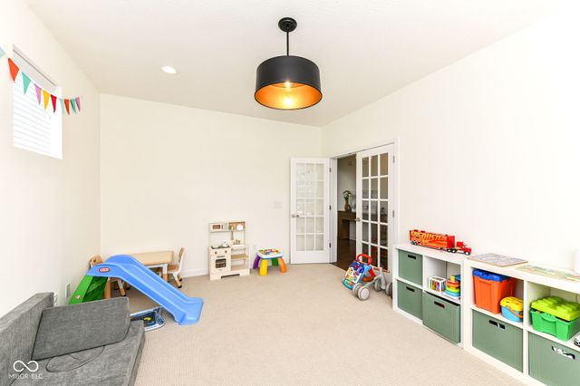 15679 Woodford Drive, Westfield, IN 46074