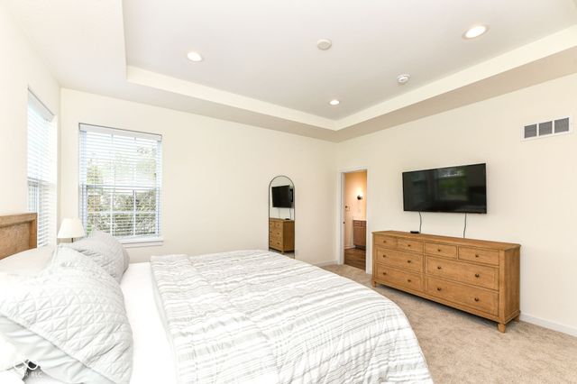 15679 Woodford Drive, Westfield, IN 46074