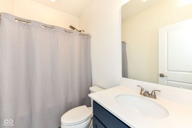 15679 Woodford Drive, Westfield, IN 46074