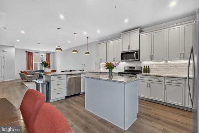 7013 FOX GLOVE LN, Hanover, MD 21076