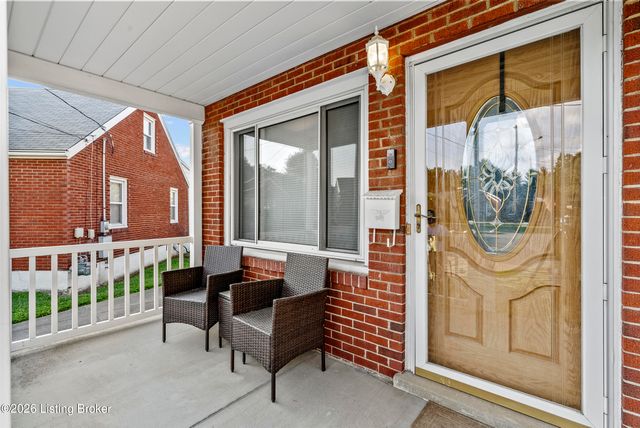2909 Molter Ct, Louisville, KY 40217