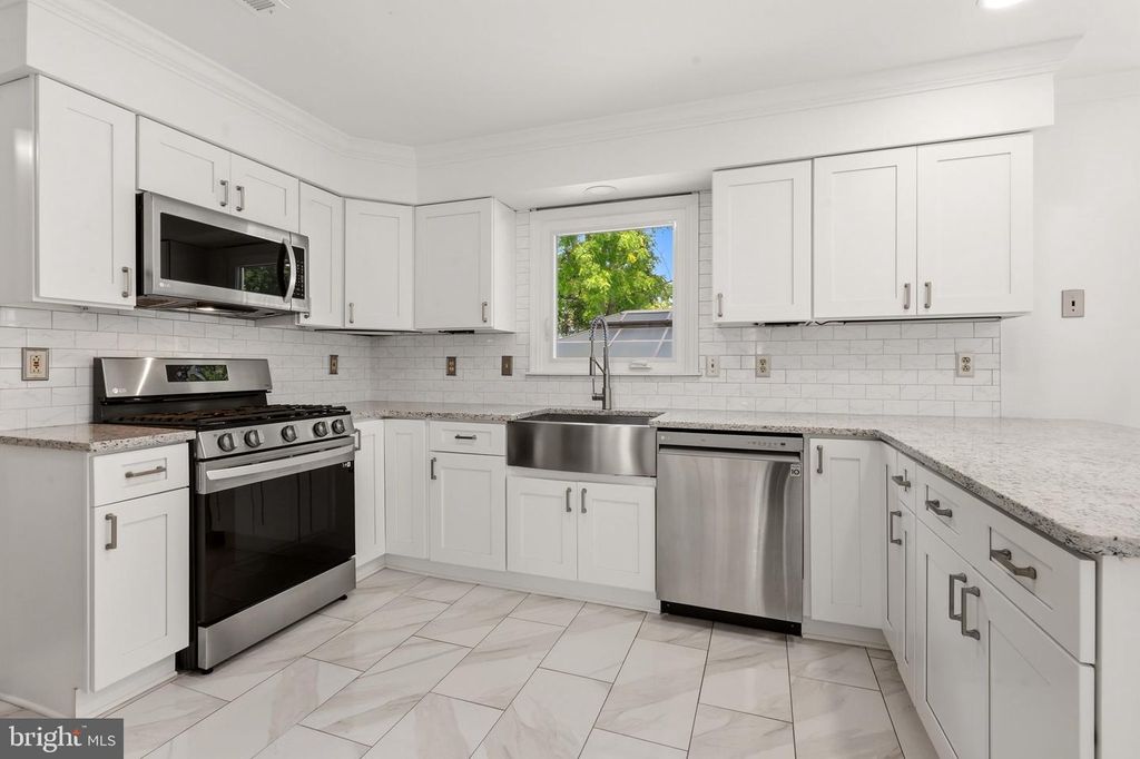 1405 SWAN LN, MULLICA HILL, NJ 08062 — photo 3