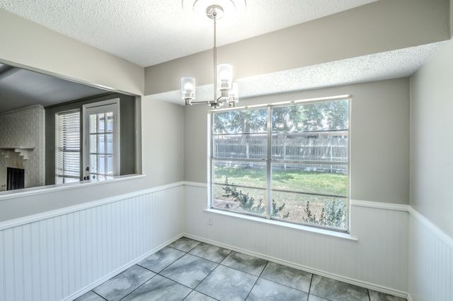1701 Brookhaven Circle, Bedford, TX 76022