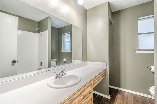 1701 Brookhaven Circle, Bedford, TX 76022