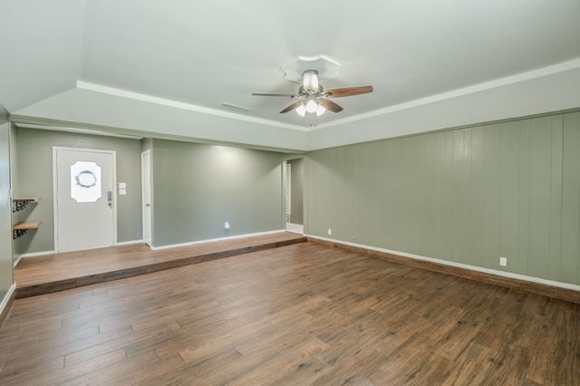 1701 Brookhaven Circle, Bedford, TX 76022