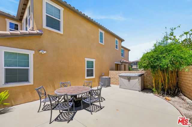 19860 Via Ott, Santa Clarita, CA 91321