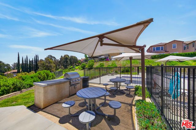 19860 Via Ott, Santa Clarita, CA 91321