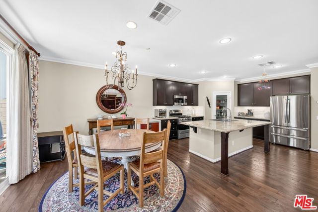 19860 Via Ott, Santa Clarita, CA 91321
