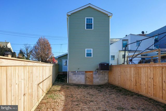 170 S 5TH ST, Columbia, PA 17512