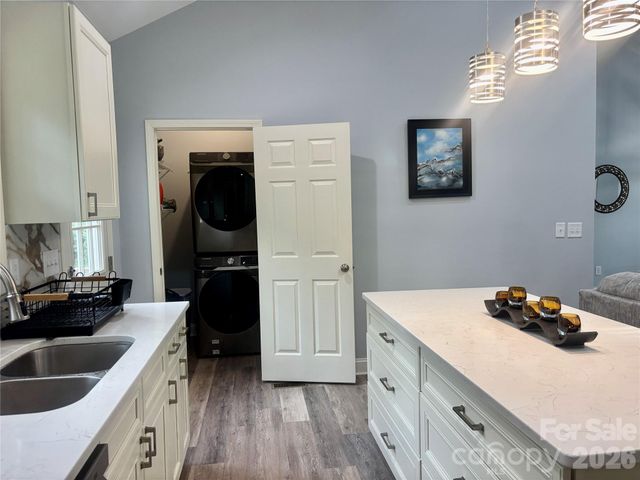 2613 Lynn Mountain Road, Vale, NC 28168