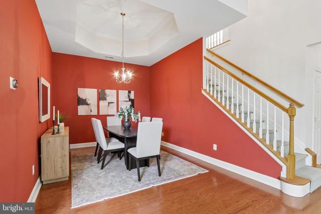 10 DICKENS DR, Lawrenceville, NJ 08648