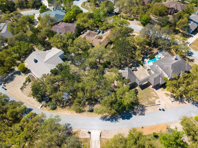 113 Spellbrook LN, Lakeway, TX 78734