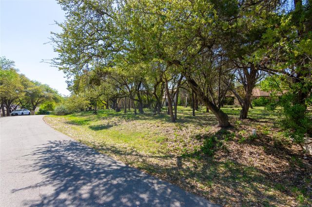 113 Spellbrook LN, Lakeway, TX 78734